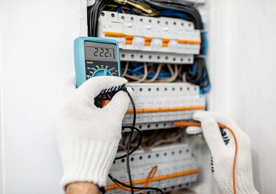 firma electricieni Bucuresti