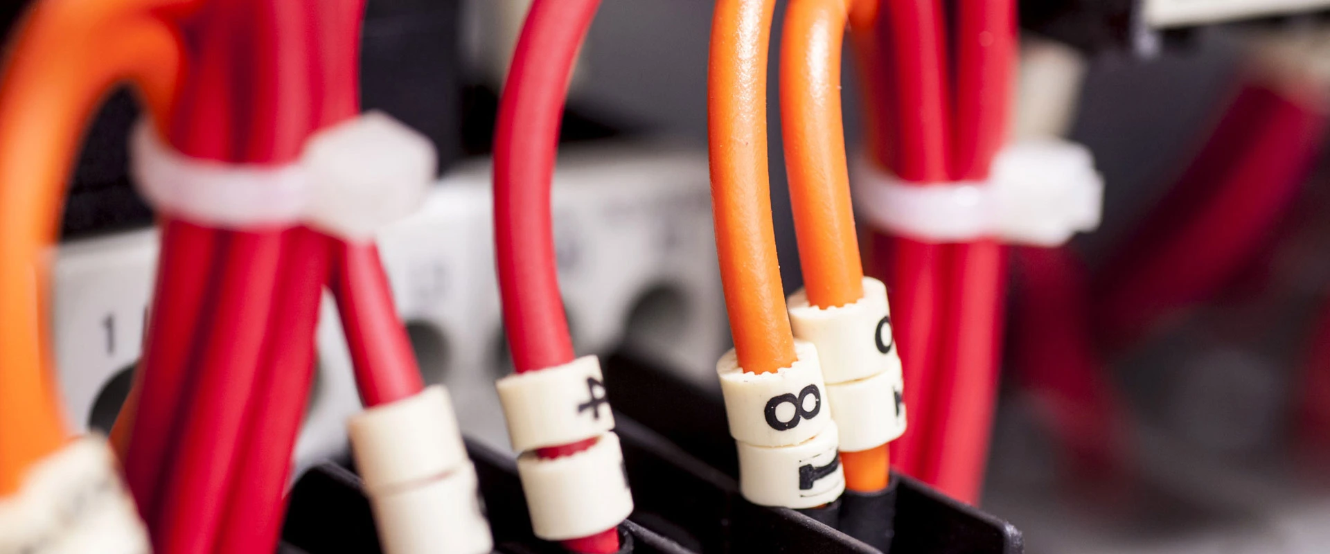 firma electricieni Bucuresti