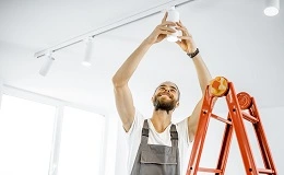 electrician pentru instalare, schimbare, montare corpuri de iluminat in Bucuresti si Ilfov